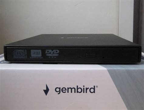 Внешний DVD-привод с интерфейсом USB 2.0 Gembird DVD-USB-02 пластик ...
