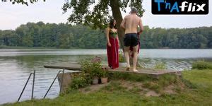 Mona Pirzad Breasts Bikini Scene In Kathe Und Ich Tnaflix