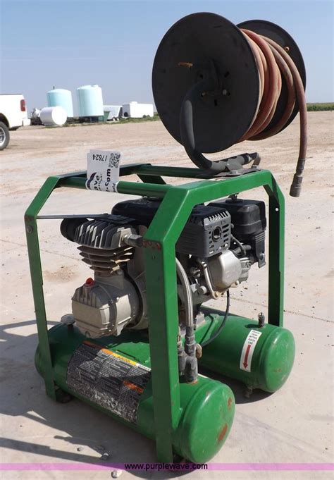 John Deere Air Compressor In Minneola Ks Item I7624 Sold Purple Wave