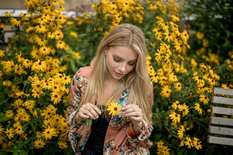 Wallpaper Model Blonde Portrait Yellow Flowers Depth Of Field