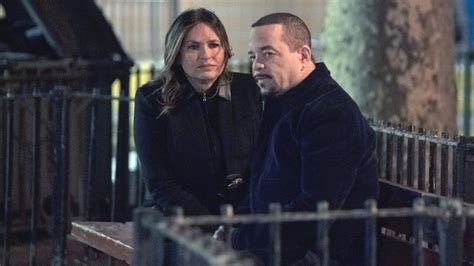 8 Burning Questions for 'Law & Order: SVU' Season 22