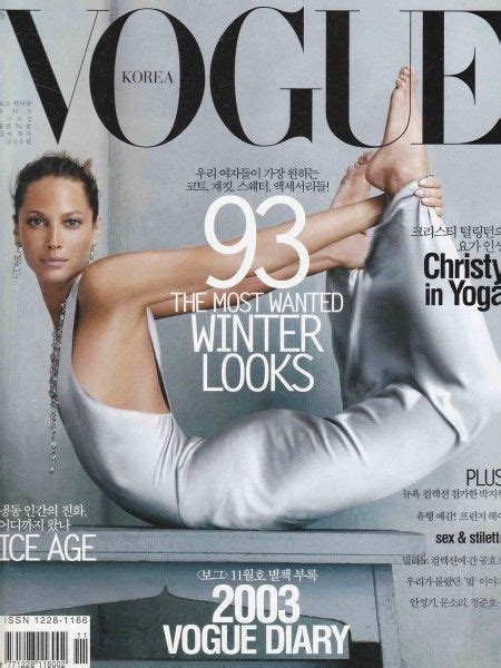 Christy Turlington Throughout The Years In Vogue Artofit