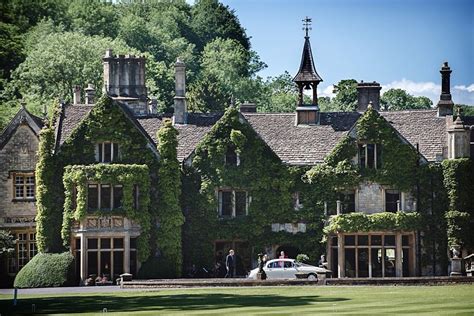 Wiltshire Wedding Castle Combe Planned For Perfection