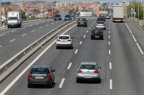 El Gobierno revisará en el 2022 los impuestos de matriculación y