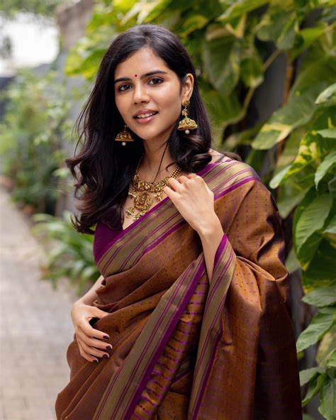 Kalyani Priyadarshan In Pattu Saree Photos - Kerala9.com