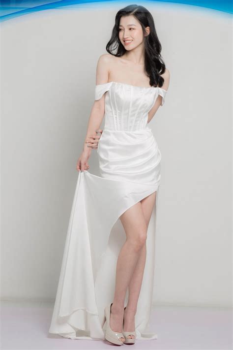 Ngắm thí sinh Miss World Vietnam mặc bikini gợi cảm