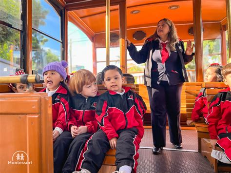 Paseo en Turibús Kindergarten Instituto María Montessori de Culiacán