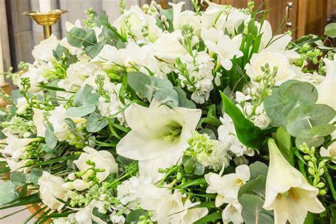 Six Popular Funeral Flowers Last Rites Ltd