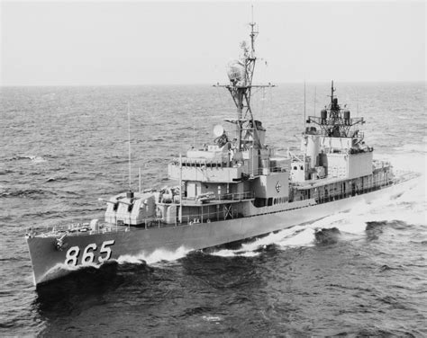 Uss Charles R Ware Dd 865 Oahu 1967