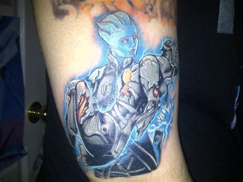 Liara And Fem Shep Mass Effect Tattoo Mass Effect Tattoos