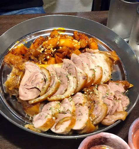 유성 족발 맛집 봉명동 마녀족발~ 365일 할로윈 분위기 네이버 블로그