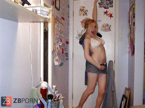 Platinum Blonde Selfpics ZB Porn