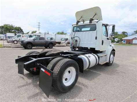 Freightliner M2 112 2014 Daycab Semi Trucks