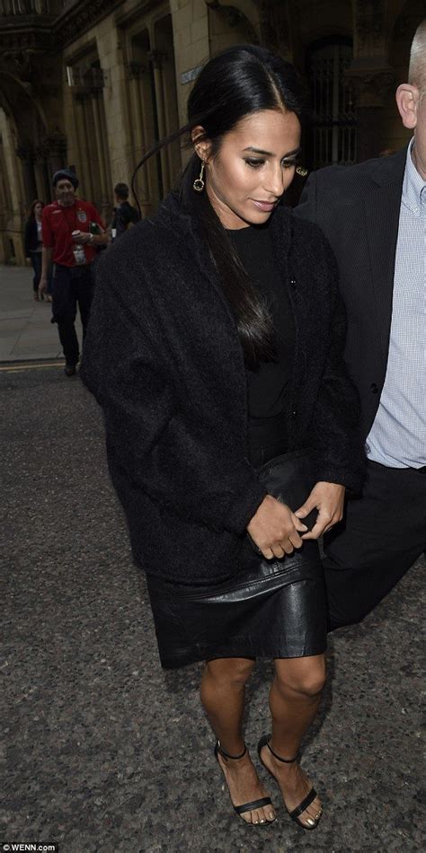 Glamorous Emmerdale S Sair Khan Glammed It Up In And Showed Off Her