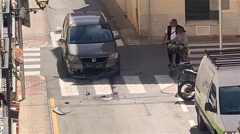 Choque De Un Coche En El Carrer De Sant Josep Destacada D Nia