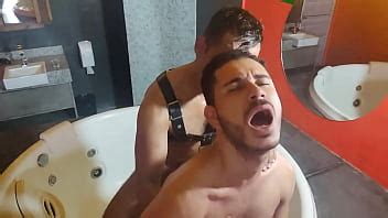 Sucio tomó rollos y gimió como una perra XVIDEOS