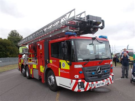 Mercedes Econic Dorset Wiltshire Fire Rescue Service Flickr