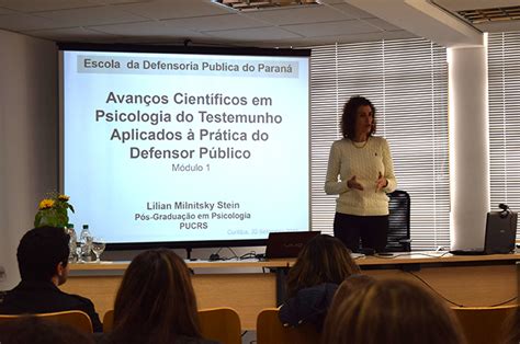 Psicóloga Lilian Stein Ministra Workshop Sobre Os “avanços Científicos