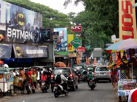 Cihampelas Dari Sentra Jeans Ke Gurita Kagum Hotel Indonesia