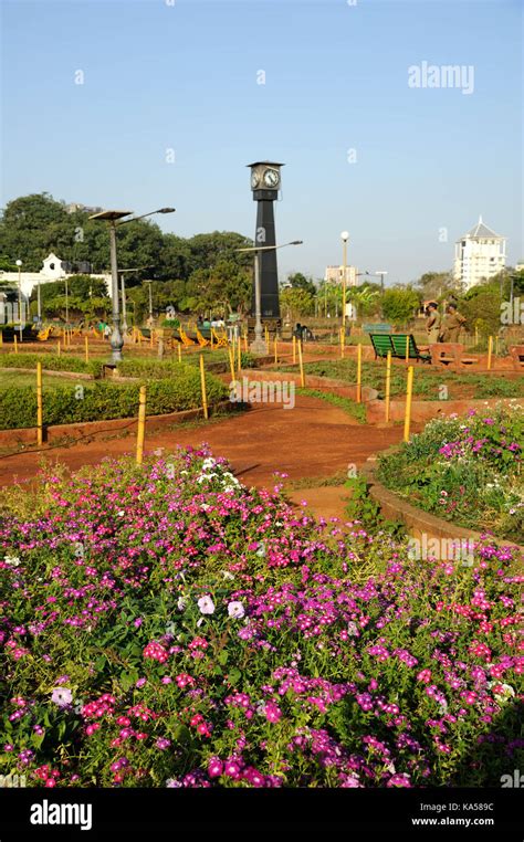 Mumbai India Malabar Hill Hi Res Stock Photography And Images Alamy