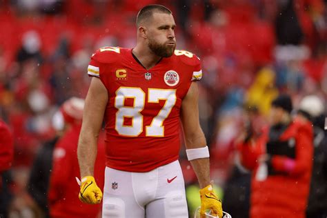 Travis Kelce reveals how his father saved his NFL career