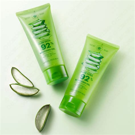 Nature Republic Soothing And Moisture Aloe Vera 92 Soothing Gel 250ml