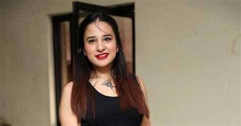 Milky Hot Thighs Legs Of Indian Celebs Desi Indian Celeb Hot Legs In Fashion Show Backstage