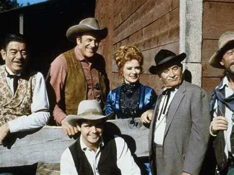 'Gunsmoke': These Cast Members Are Still Alive