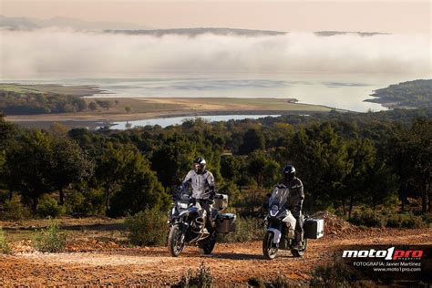 Comparativa BMW R 1200 GS Adventure Vs KTM 1290 Super Adventure Moto1Pro