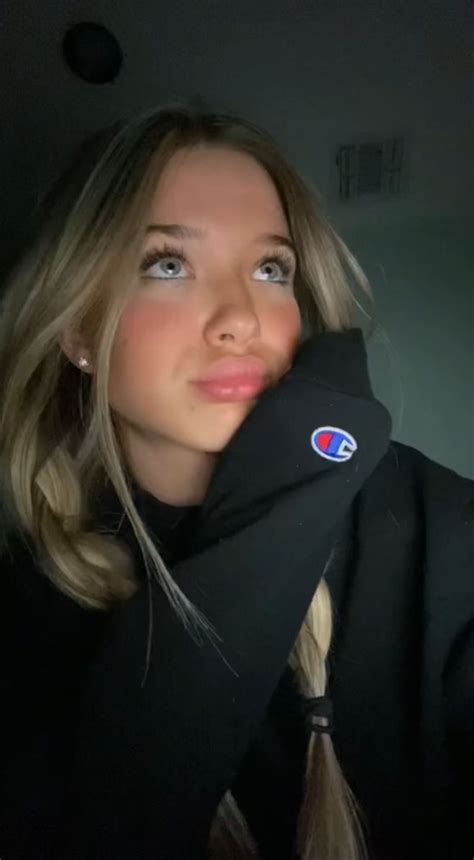 Creds To Sillysaraa On Tiktok And Saramogavero On Ig In 2025 Pretty Blonde Hair Blonde With