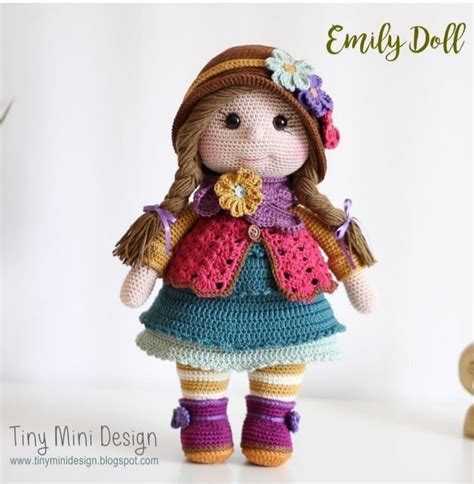 Кукла Emily Doll, вязание крючком, описание в PDF №46145