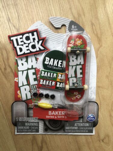 Ultra Rare Tech Deck Baker Fingerboards Skateboards Sk8 Series 5 Red Green Skate Ebay