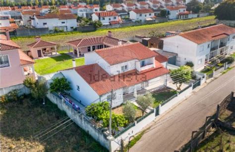 Casa ou moradia à venda na rua da Cova s n Marrazes e Barosa Leiria