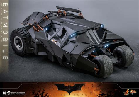Hot Toys Batmobile