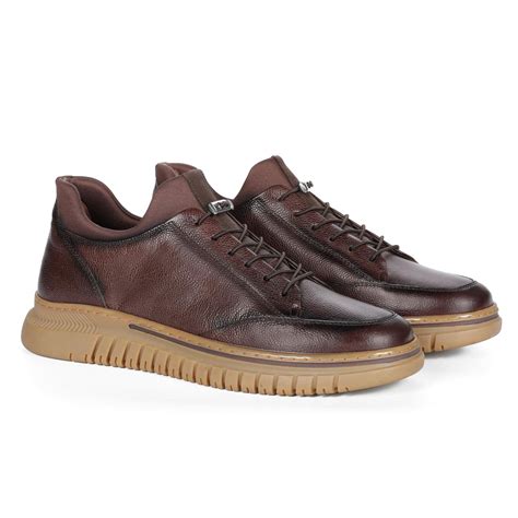 Купить Мужские кеды Clarks, цвет коричневый, арт: C13404-140 - нет в ...