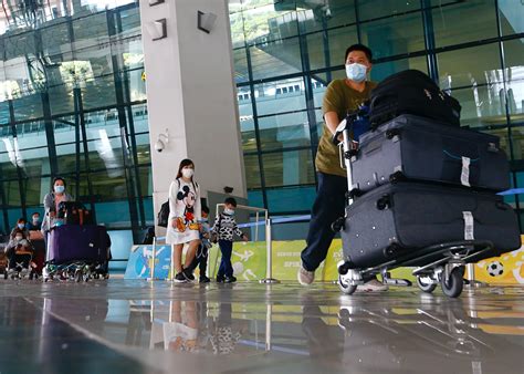 Indonesia May foreign arrivals jump on easing of pandemic curbs | Reuters