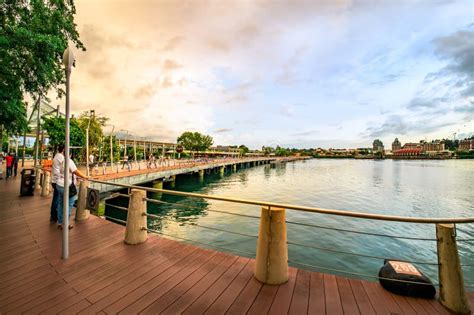 Sentosa Boardwalk From Vivo City To Resort World Sentosa Singapore