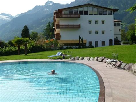 Oase Der Ruhe Hotel Garni Traubenheim Tirolo Dorf Tirol