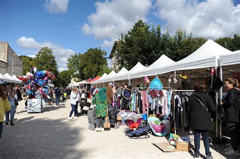 Cette Ann E Encore Le Soleil Au Rendez Vous De La Braderie Du