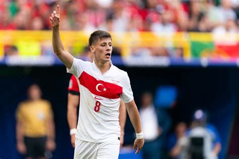 Arda Güler makes return to Turkeys starting XI to face Czech Republic