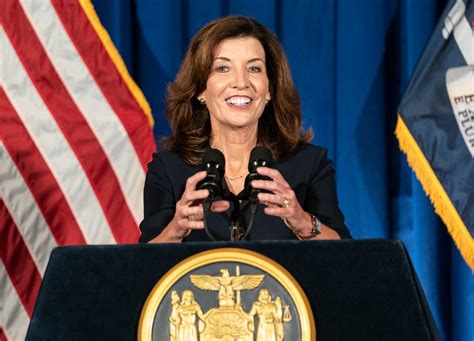 Kathy Hochul To Be Sworn In As New Yorks First Female Governor Early