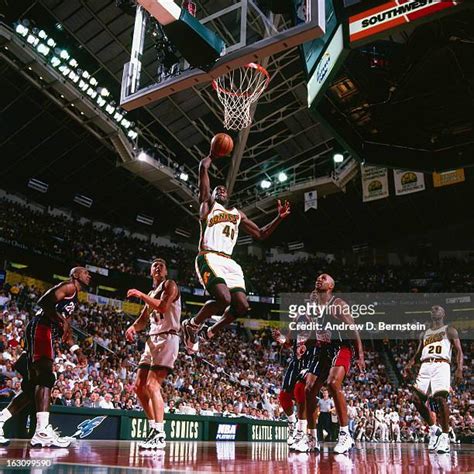 960 Shawn Kemp Supersonics Photos & High Res Pictures - Getty Images