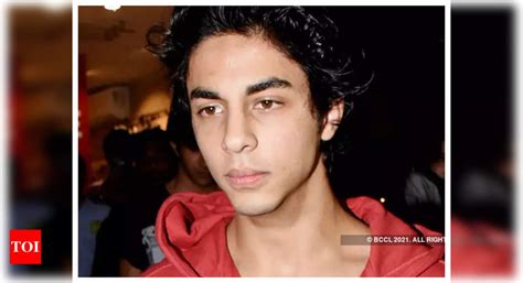 Shah Rukh Khans Son Aryan Khan Latest News Amid His Arrest By Ncb