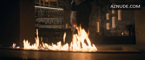 AMBER HEARD Nude AZNude