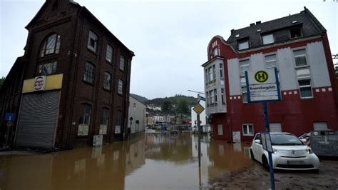 D Sonderkollekte F R Hochwasser Opfer Vatican News