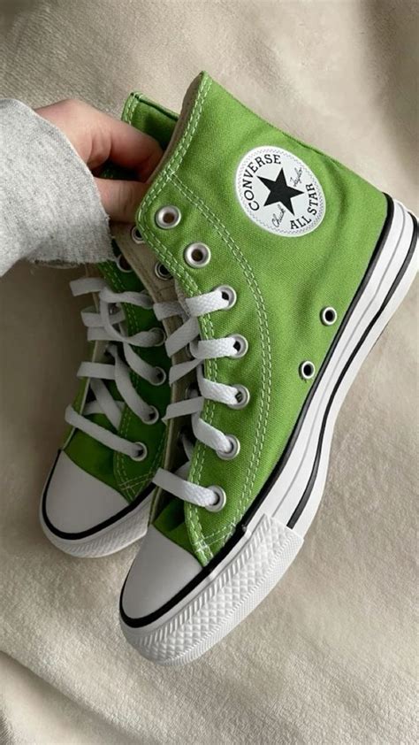 Pin By Carlos On Pins By You Cute Converse Shoes Fashion Shoes Swag Shoes