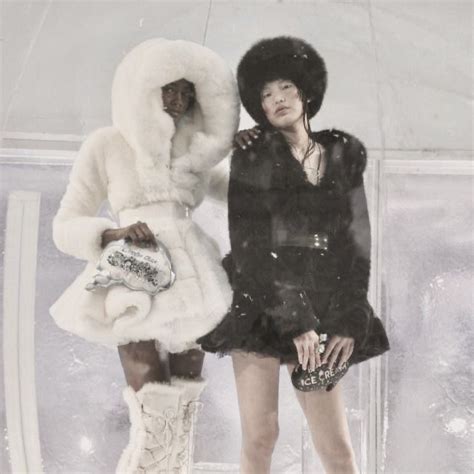 pin   waif chic winter outfits winter girls winter fashion
