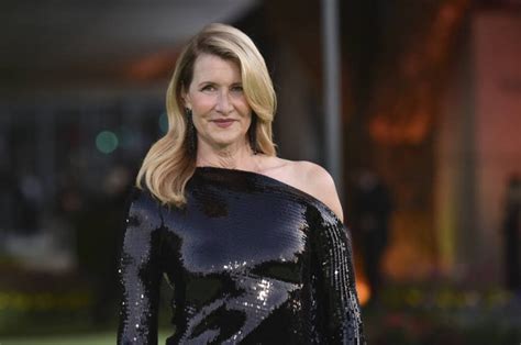Laura Dern Height, Young, Net Worth, Mom, Age - ABTC