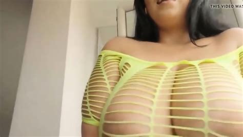 Milf Avec Le Cul Norme Et Les Meilleurs Seins Suce Ma Bite Et Monte Dur