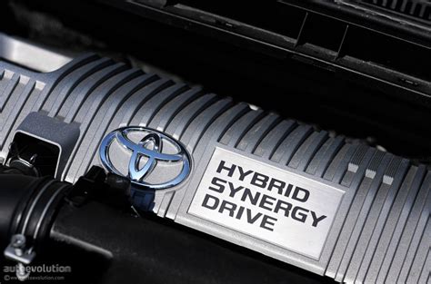 Toyota Hybrid Sales Reach 1M Units in Japan and 2.68M Units Globally ...